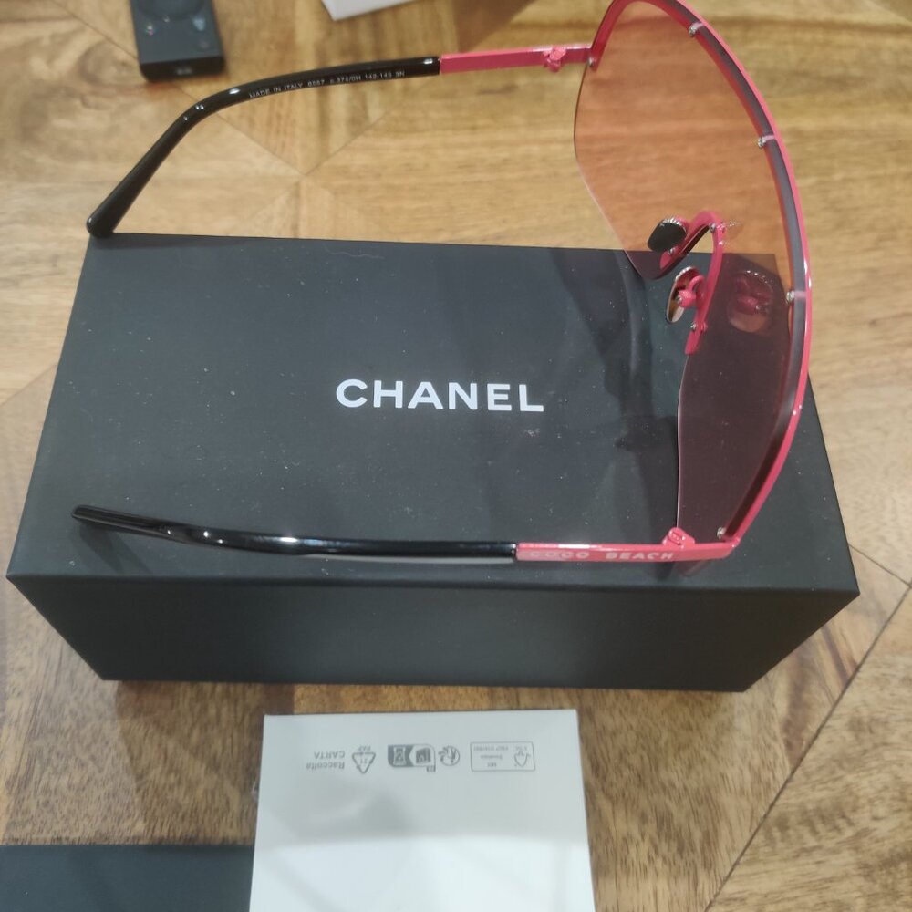 CHANEL Shoreline collection Coco Beach sunglasses New - Picture 5 of 10